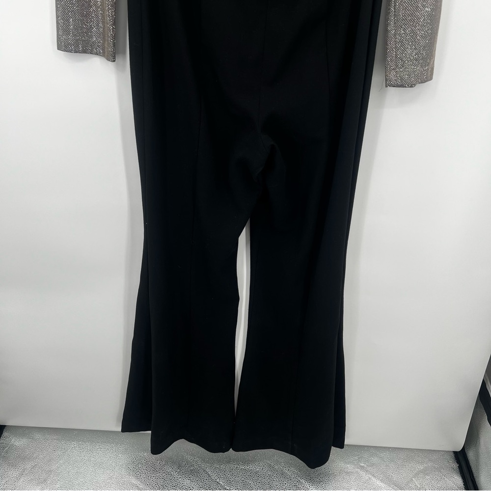 Black Halo Angie Flared Leg Jumpsuit Cutout Metallic Silver Bodice Romper 12 - Picture 8 of 17